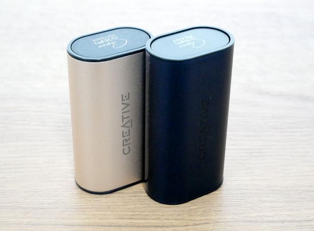 画像: 右がAir V2の充電ケース。Gold用と比べると若干大きく(長く)なっている