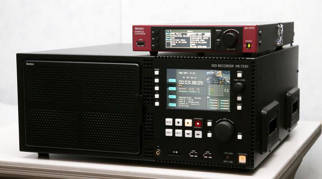画像: 上はHDMIコンバーターボックス「SD-7076」で、下はフルスペック8Kレコーダー「HR-7520」。8K番組の制作現場などではもちろん、8K対応ケーブルで実際に動画情報が伝送できるかといった検証にも使われている(その詳細は次回の連載で紹介します)