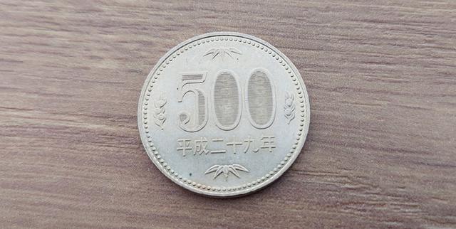 画像: マクロ撮影は40mmまで寄れる!