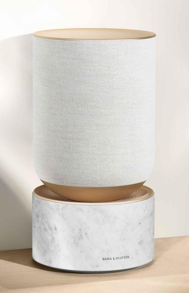 画像1: Bang & Olufsenが限定ラインの「Golden Collection」9モデルを発表。家族や仲間と家で過ごす大切な時間を祝福する為にデザインされた