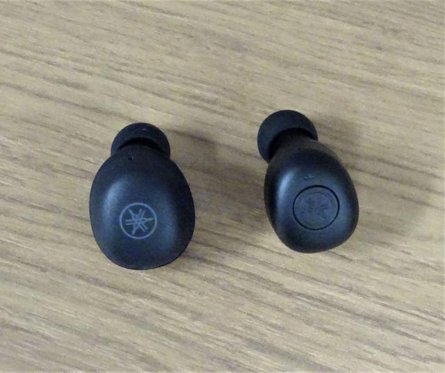 画像: 前モデル「TW-E3A」に比べて「TW-E3B」はかなり小型化されていることが分かる