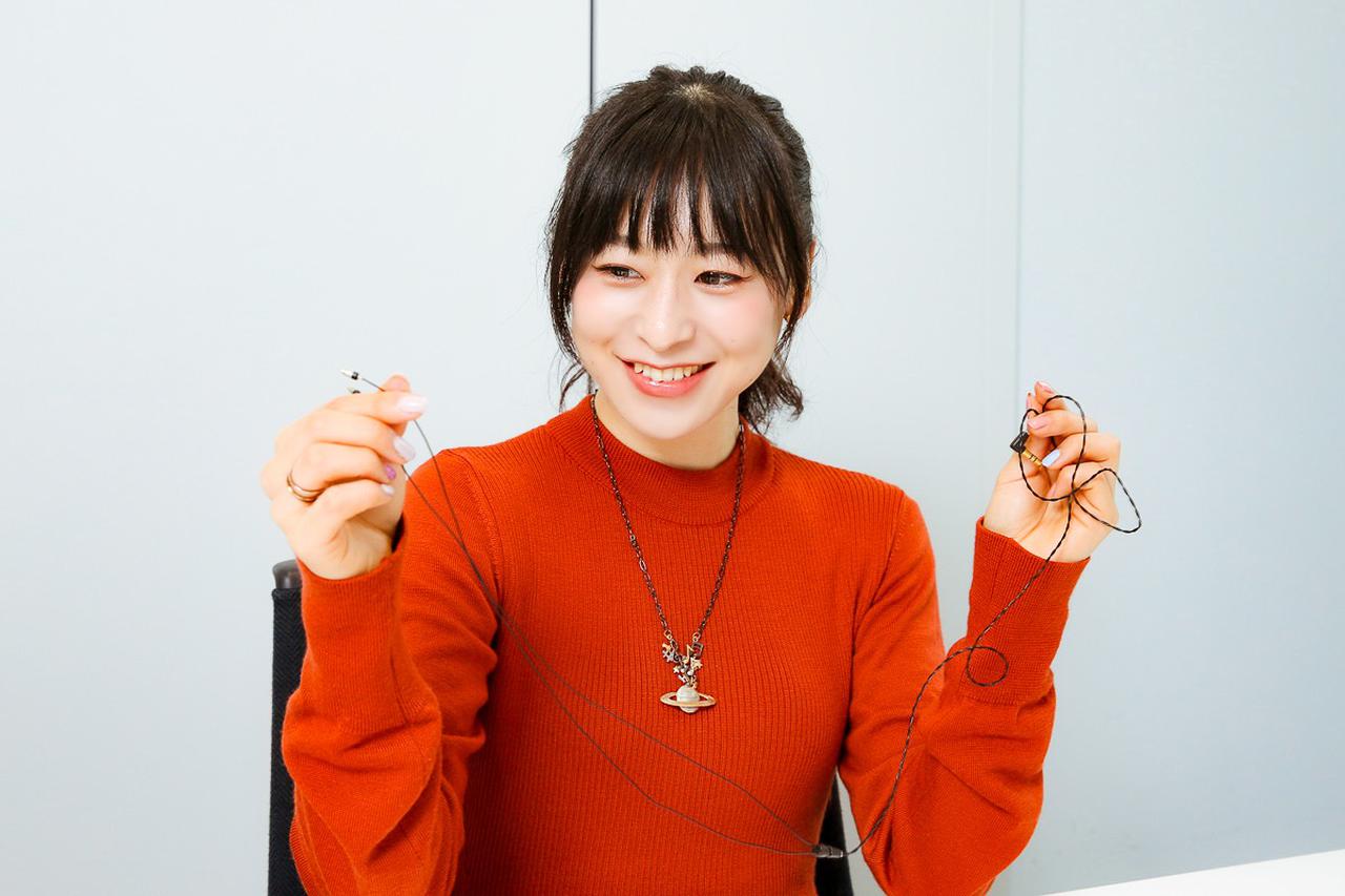 画像8: ぐーもる!人気アニメ「ごちうさ」マヤを演じた声優・徳井青空さんが、ごちうさ仕様のオンキヨーカスタムIEMを作成。 「ボーカルが浮き立って希望通りのサウンドが楽しめました。大満足です!」(徳井)