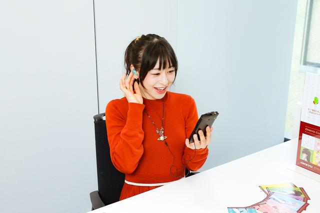 画像13: ぐーもる!人気アニメ「ごちうさ」マヤを演じた声優・徳井青空さんが、ごちうさ仕様のオンキヨーカスタムIEMを作成。 「ボーカルが浮き立って希望通りのサウンドが楽しめました。大満足です!」(徳井)