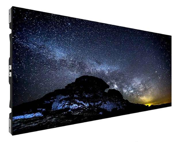 画像: 新製品の「C」シリーズのCrystal LED。こちらはコントラスト再現に優れる