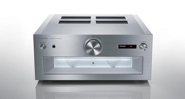 画像: テクニクスの最新インテグレーテッドアンプ「SU-R1000」(¥830,000、税別)は今年2月に発売される