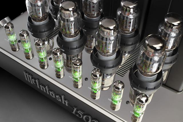 画像2: McIntosh、記念モデル「MC2152」の後継となる真空管パワーアンプ「MC1502」、モノーラル仕様の半導体パワーアンプ「MC830」を発売