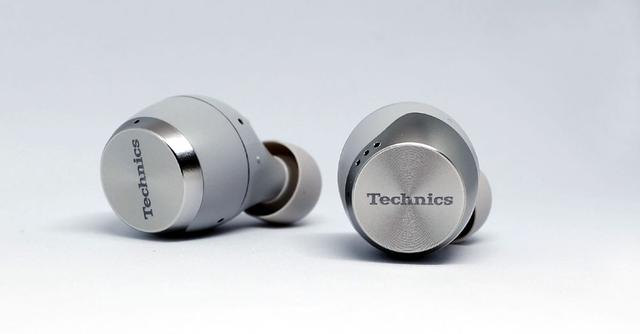 画像: ▲タッチ部分には「Technics」のブランドロゴが印字されている