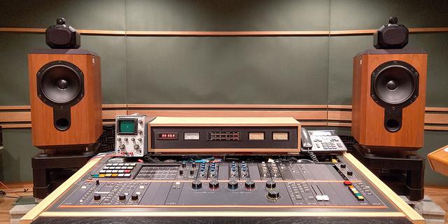画像4: LP『テレサ・テン ラストコンサート』は、まるで昨日収録されたかのような鮮度の高い臨場感。フルリミックス音源から作られた、初めてのレコードの魅力を堪能!