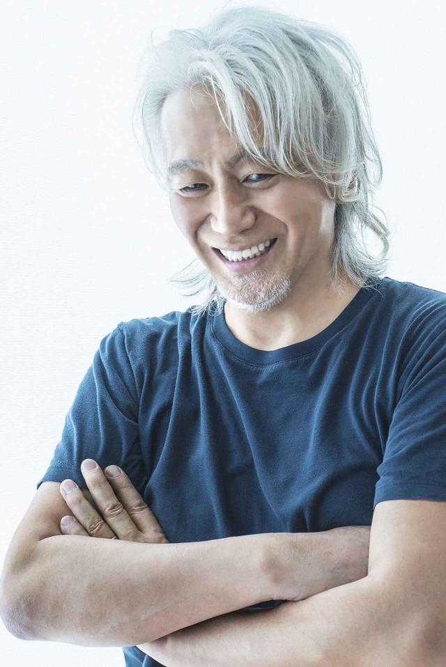 画像: 玉置浩二さんのパフォーマンス映像集『Chocolate cosmos〜恋の思い出、切ない恋心〜』のリリースが決定! 珠玉の映像を、弊社高音質ディスクと一緒にお楽しみに下さい