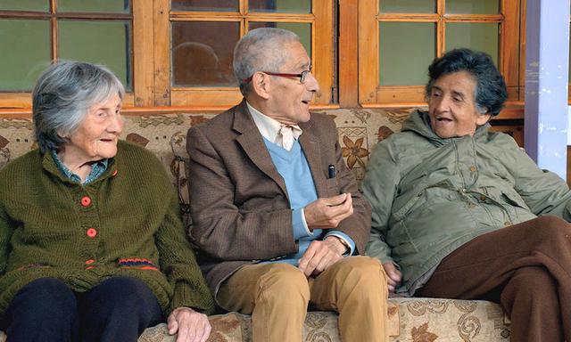 画像2: 【コレミヨ映画館vol.57】『83歳のやさしいスパイ』養老ホームに潜入せよ! おじいちゃんの“ミッション・インポッシブル”始まる