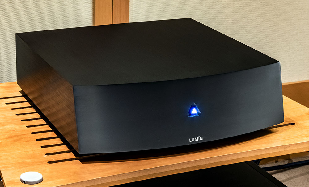 画像2: 「LUMIN P1」&「LUMIN AMP」はホームオーディオの音質を格段に向上させる。コンパクトで美しいデザインで、ネットワークからHDMI機器まで高品位に楽しませてくれた