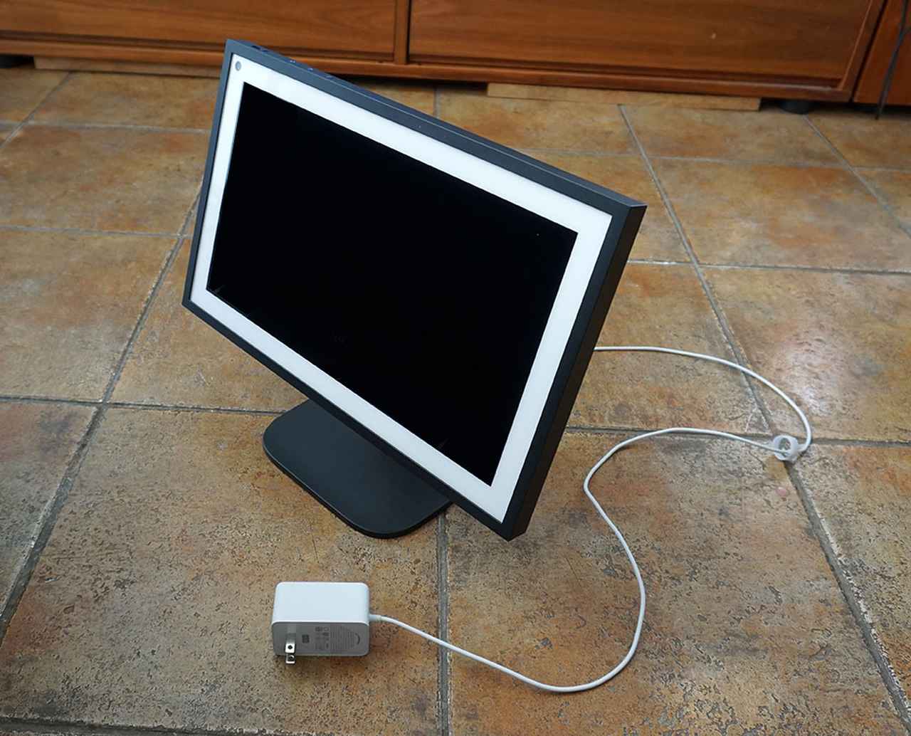 画像1: アマゾン「EchoShow15」体験リポート(1)コミュニケーションツールとしての操作性から、Amazon Musicのロスレスサウンドまでじっくり検証