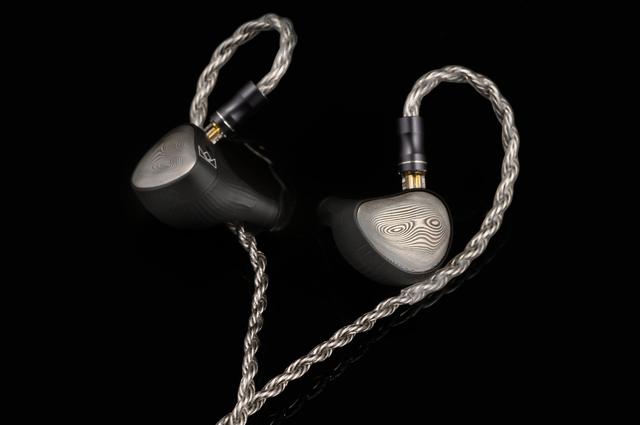 Noble Audio VIKING RAGNAR ノーブルオーディオ　イヤホン ノーブルオーディオのフラッグシップ・ユニバーサルIEM「VIKING