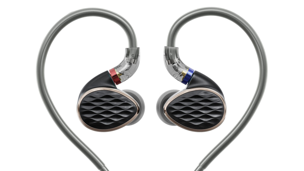 FiiOから、DD＋BAのハイブリッド構成の有線イヤホン「FH15」が1月27日