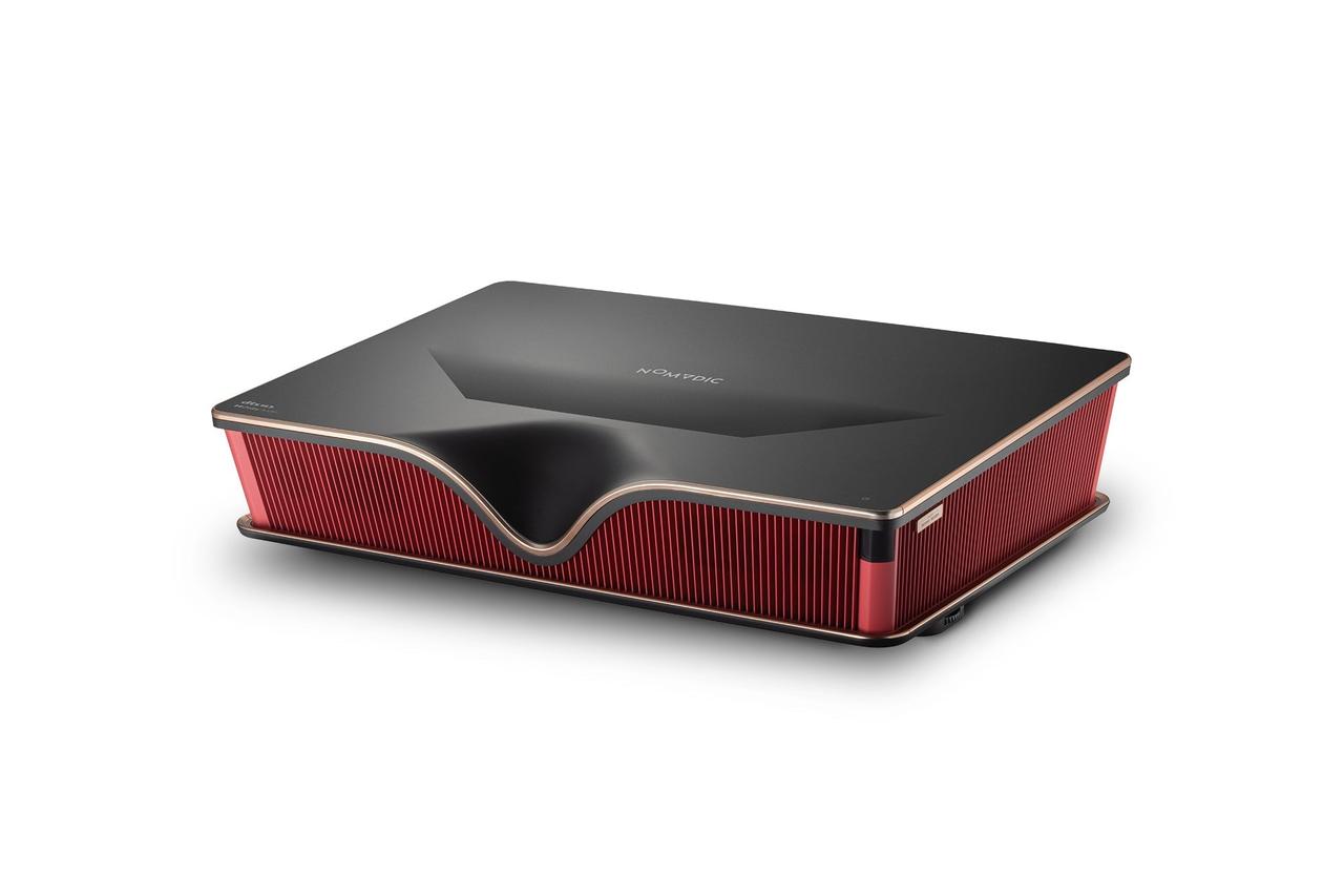 NOMVDIC P2000UST-RGB 4K 超短焦点レーザープロジェクター Sponsored】ノメディックの「P2000UST-RGB」は、真のQOLを希求する