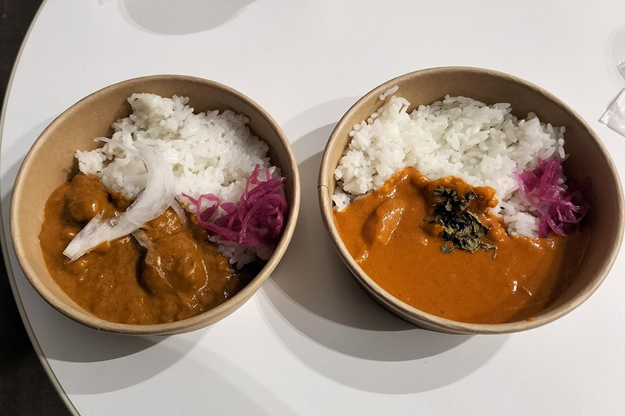 画像: 発表会で振る舞われたカレー。写真左がチキンカレー(辛口)、写真右側がバターチキンカレーとなる。ほどよくスパイスが利いていた