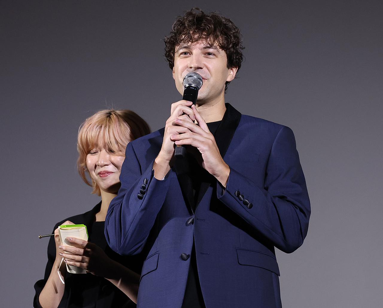 画像6: 映画『惑星ラブソング』、待望の全国公開がスタート。時川監督は「今までにない新しい平和の作品を楽しんでほしい」とアピール