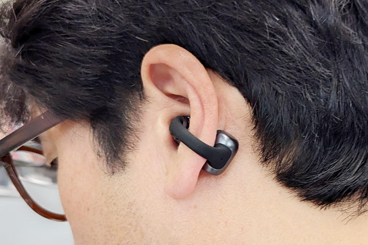 画像: 外装にシリコン素材を使用していることもあり、触り心地がとても良い印象、装着感もすこぶる良好