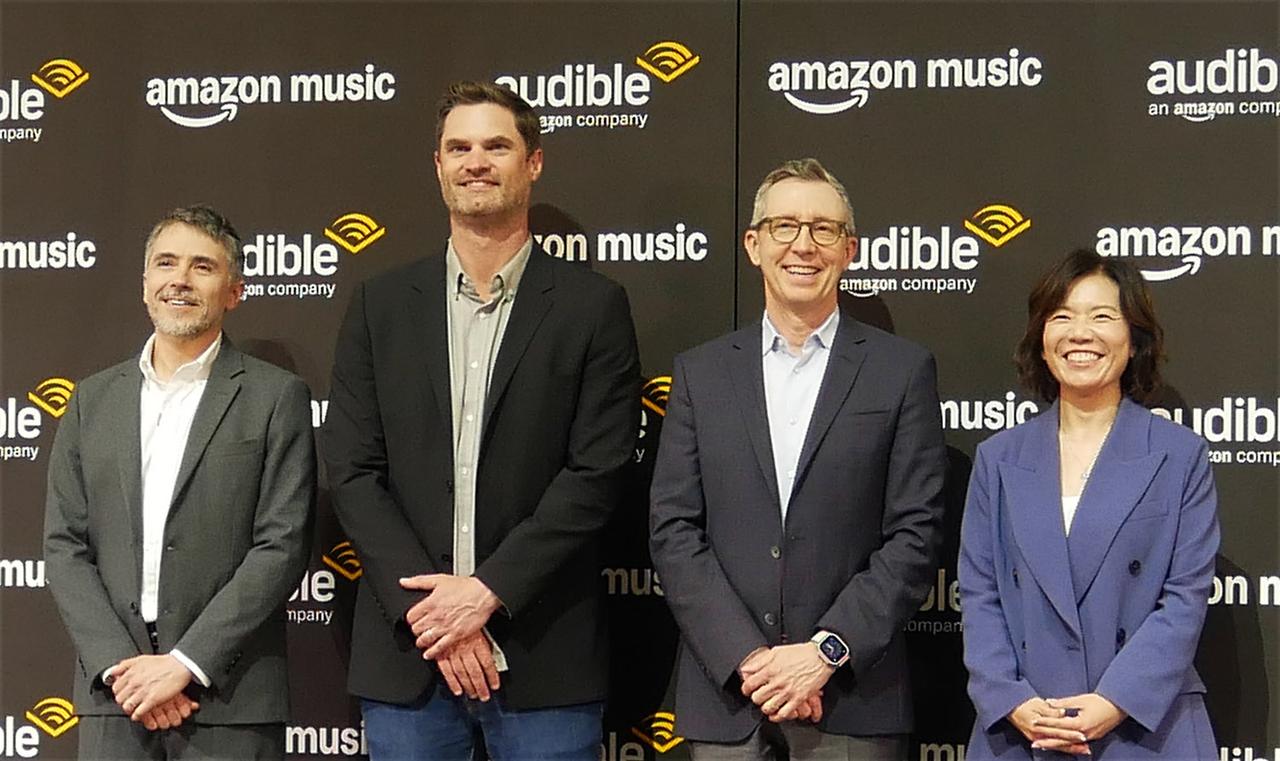 画像: 左からAmazon Musicジャパン カントリーマネージャーのニコラス・フォーケード氏、Amazon Music統括責任者のライアン・レディントン氏、Audible CEOのボブ・キャリガン氏、Audibleジャパン カントリーマネージャーの逢阪志麻氏