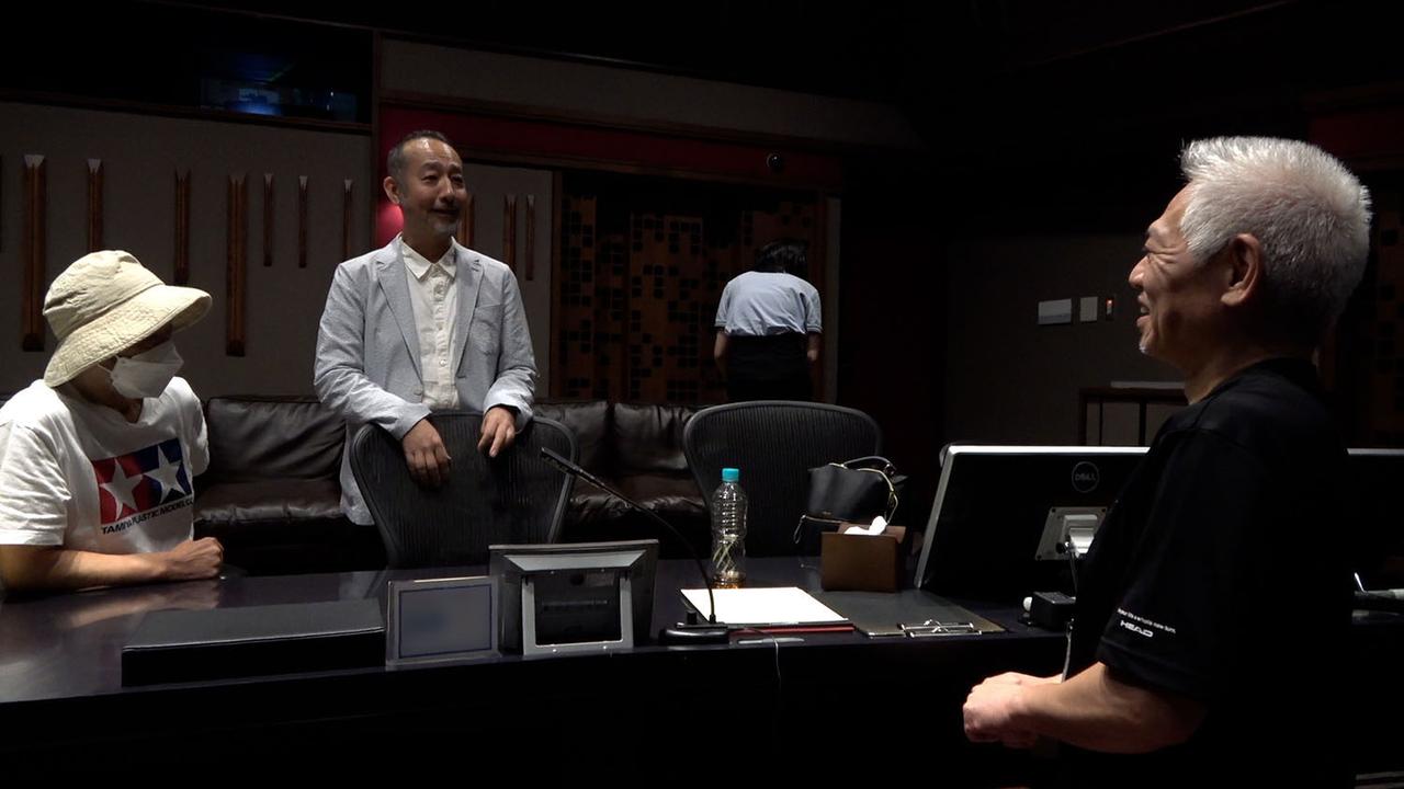 画像: ダビングスタジオでの作業の様子