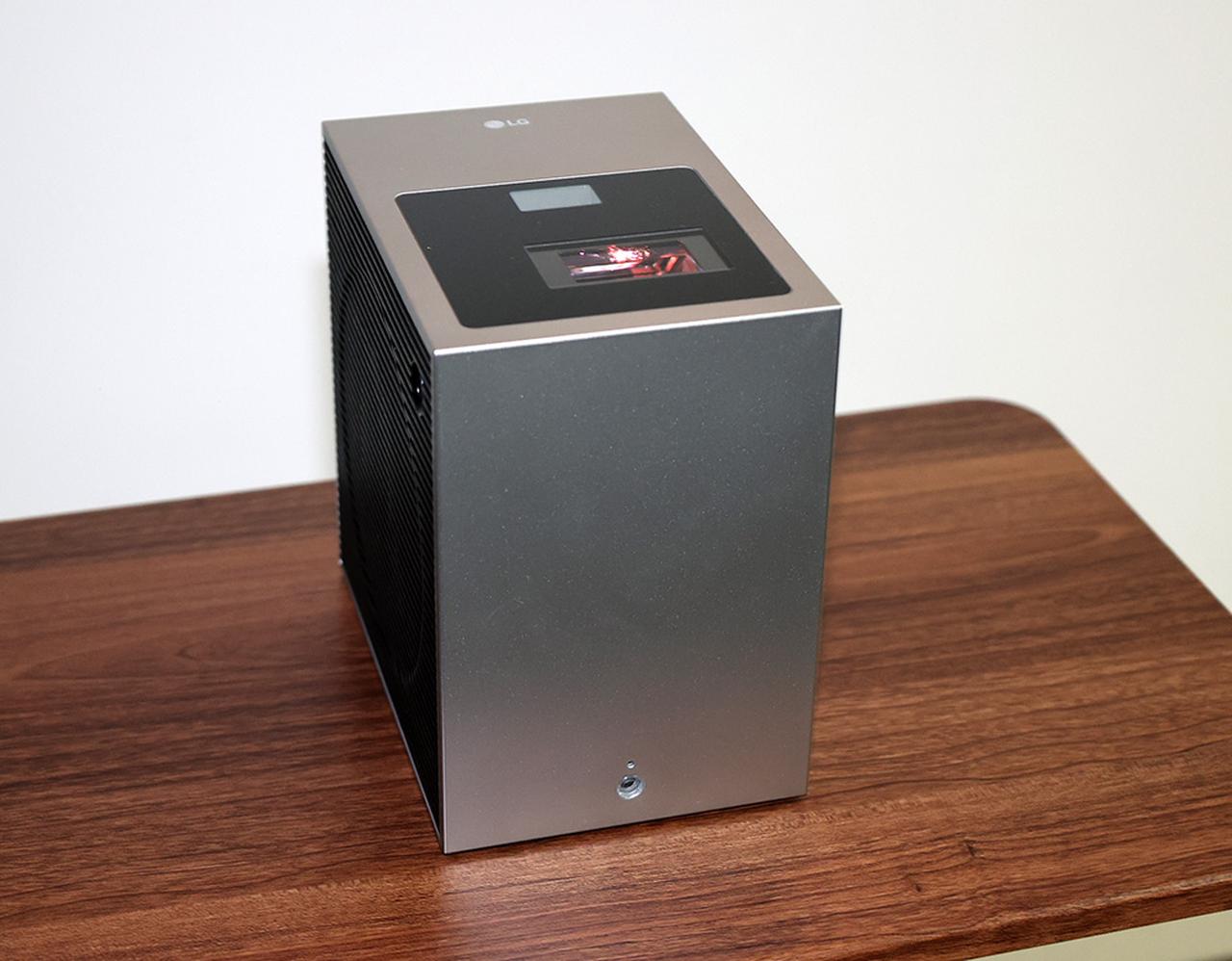 DLP プロジェクター　LG CineBeam 4K 超小型4Kレーザープロジェクター｜LG Cine Beam Q