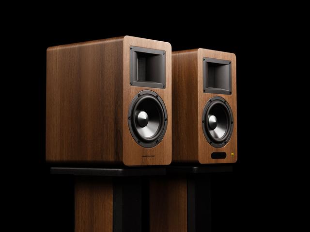 M-AUDIO AV32 アクティブスピーカーシステム 製品情報：AV32：M-AUDIO