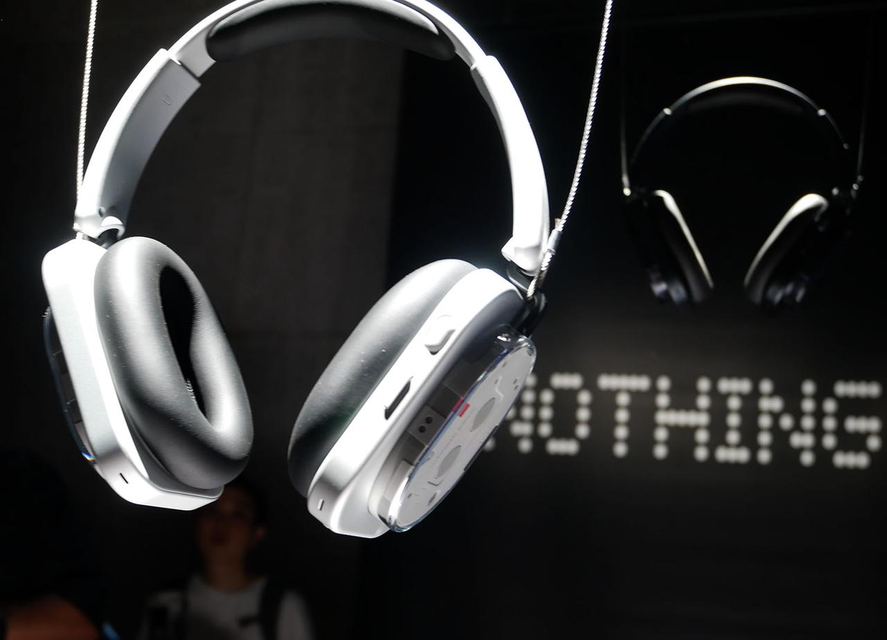 ヘッドホン Nothing Headphone (1) white Nothing Headphone (1) | Wireless ANC Over-Ear Headphone
