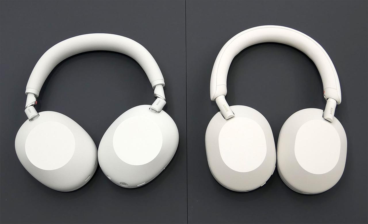 画像: 左がWH-1000XM6で、右が前モデルのWH-1000XM5。折りたたみ部分にはMIM(金属射出成形)加工を施した金属を採用し、洗練されたデザインと高い耐久性を両立させている