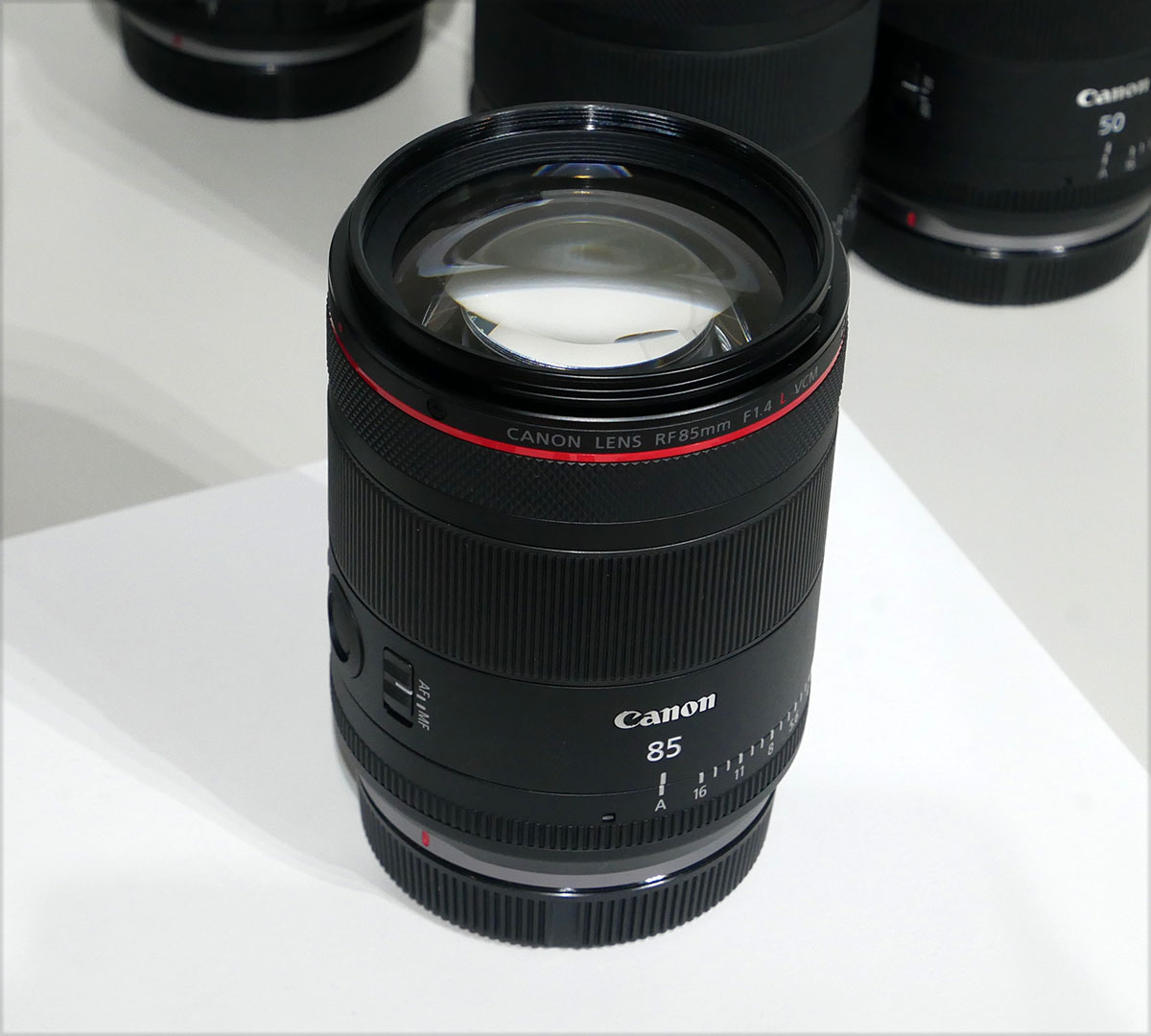 画像: 大口径中望遠単焦点 L レンズ「RF85mm F1.4 L VCM」