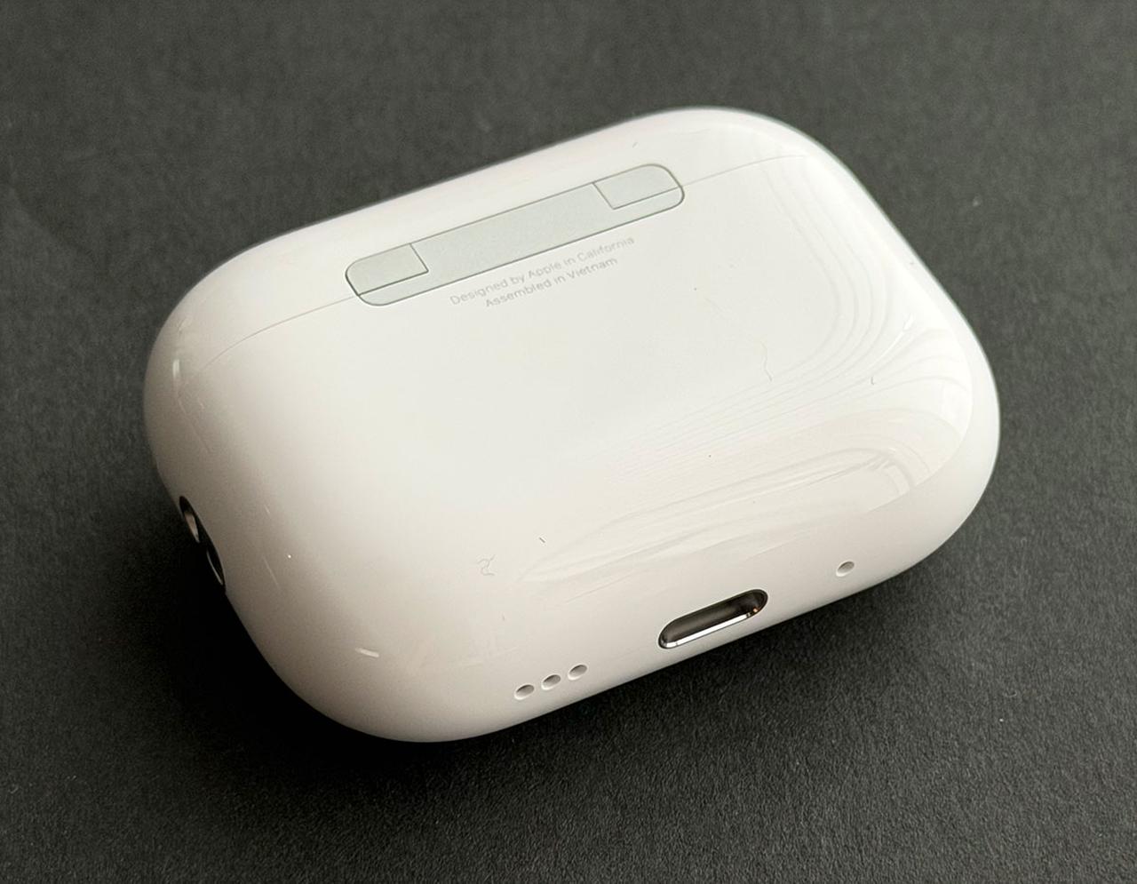 画像: 充電ケースはMagSafe充電器、Apple Watchの充電器、Qi規格の充電器、USB Type-Cコネクターに対応