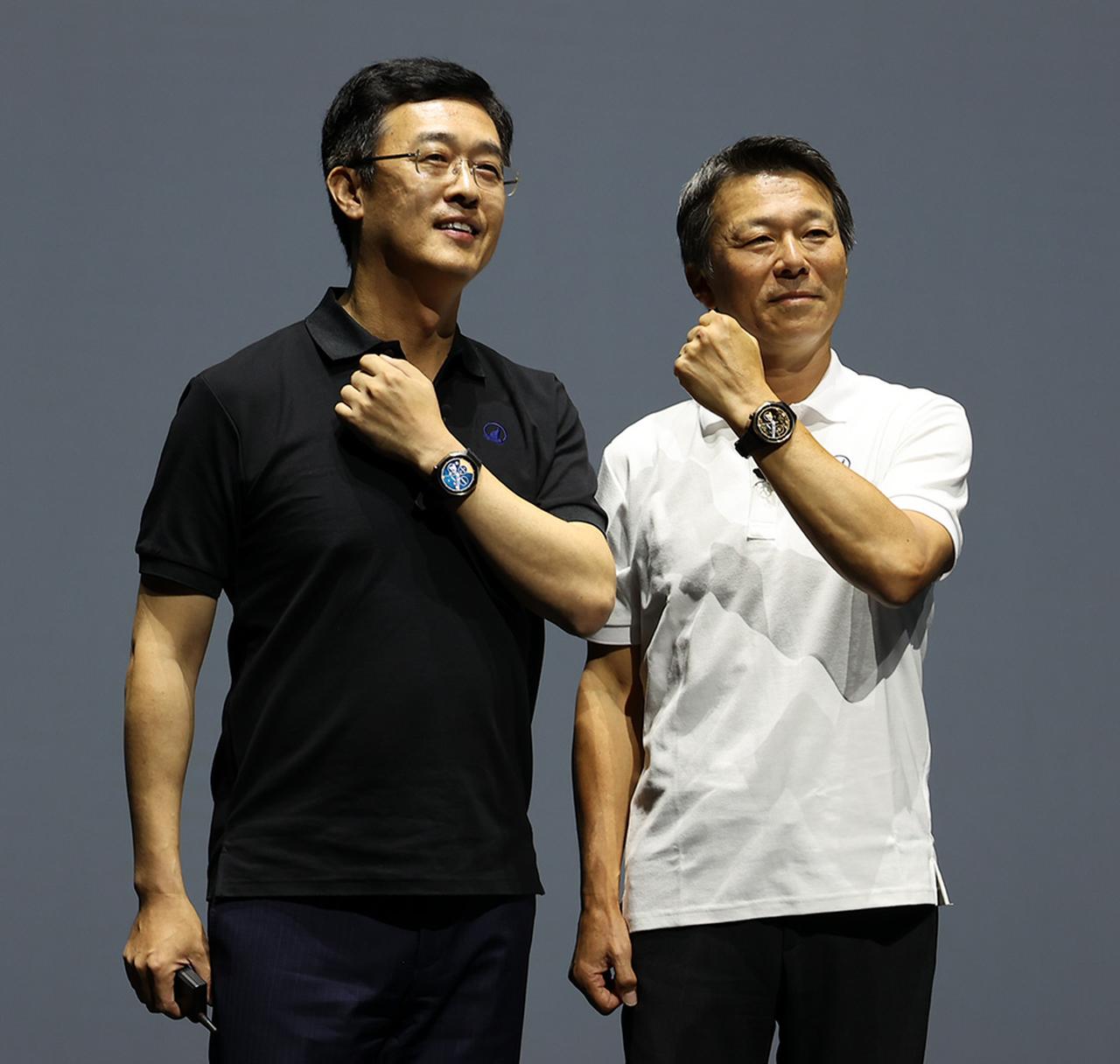 画像: ▲ファーウェイ ハ・レイ氏と、本間ゴルフ 代表取締役＆最高経営責任者の小川氏（右）