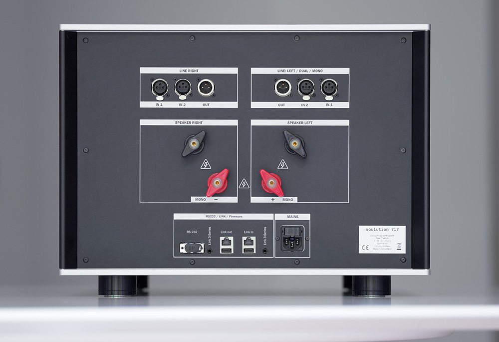 画像1: ソウリューションから、同社最上位“7シリーズ”を継ぐフラッグシップ・ステレオ・パワーアンプ「717」が10月23日に発売。1870万円