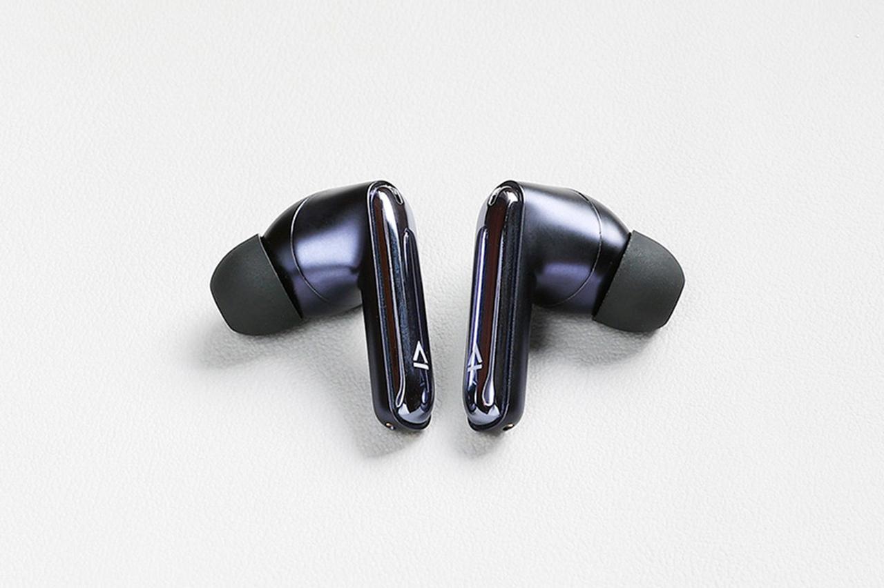 クリエイティブメディアから、xMEMSドライバー搭載の完全ワイヤレス