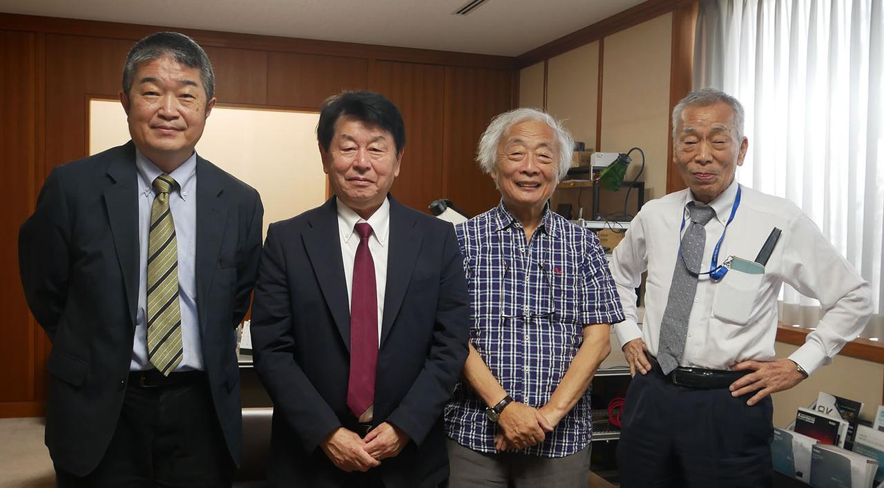 画像: インタビューに対応いただいた皆さん。写真右からアストロデザイン株式会社 取締役会長の鈴木茂昭さん、麻倉さん、代表取締役社長 難波豊明さん、執行役員 企画・マーケティング戦略部門長 古瀬弘康さん