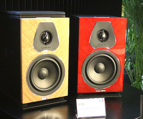 画像: ソナス・ファベール「LUMINA II Amator」(¥272,800/ペア・税込)バッフルのカラーバリエーションが用意される