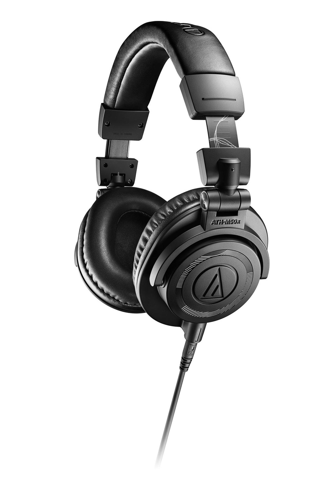 オーディオテクニカ ATH-M50x プロフェッショナルモニターヘッドホン 有線 DTM レコーディング ミックス マスタリング DJ 宅録 オーディオテクニカ、人気のモニターヘッドホン「ATH-M50x」に、2025年