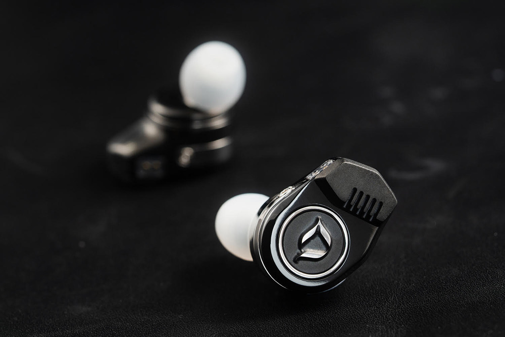 画像8: finalの「秋のヘッドフォン祭 2025」出展内容は盛りだくさん。新フラッグシップワイヤレスイヤホン「TONALITE」、密閉型ヘッドホン最新モデル「DX3000CL」、DITAフラッグシップイヤホン「VENRTURA」などなど