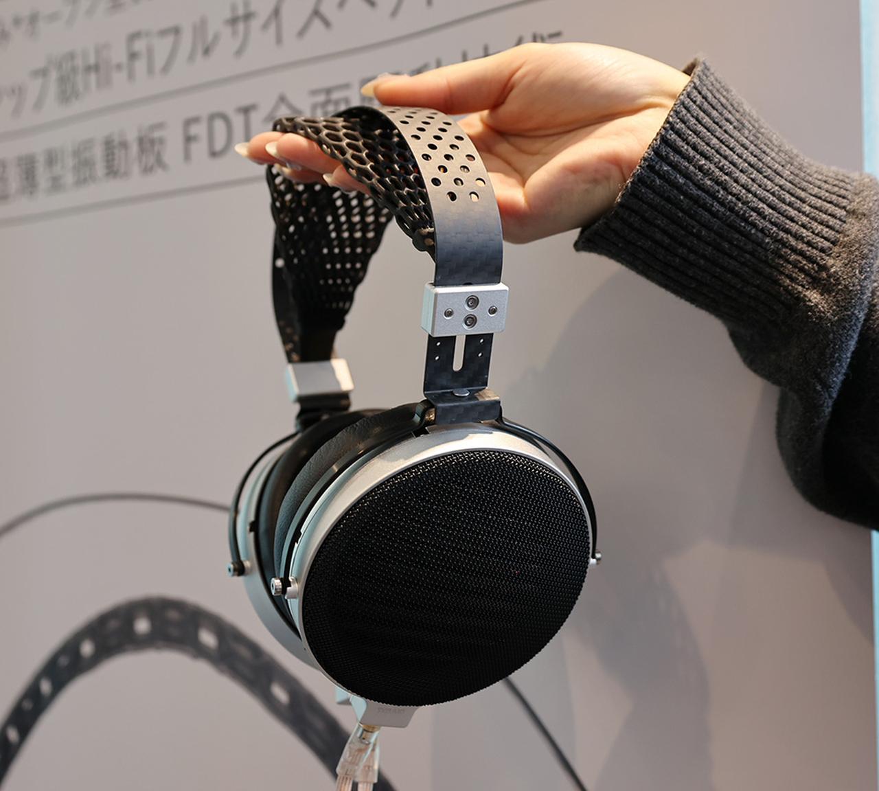 画像1: 【秋のヘッドフォン祭2025　リポート02】ベトナムのハイエンド有線イヤホン「MEMS-3」など、注目製品が多数。MOONDROP／飯田ピアノ／DVAS