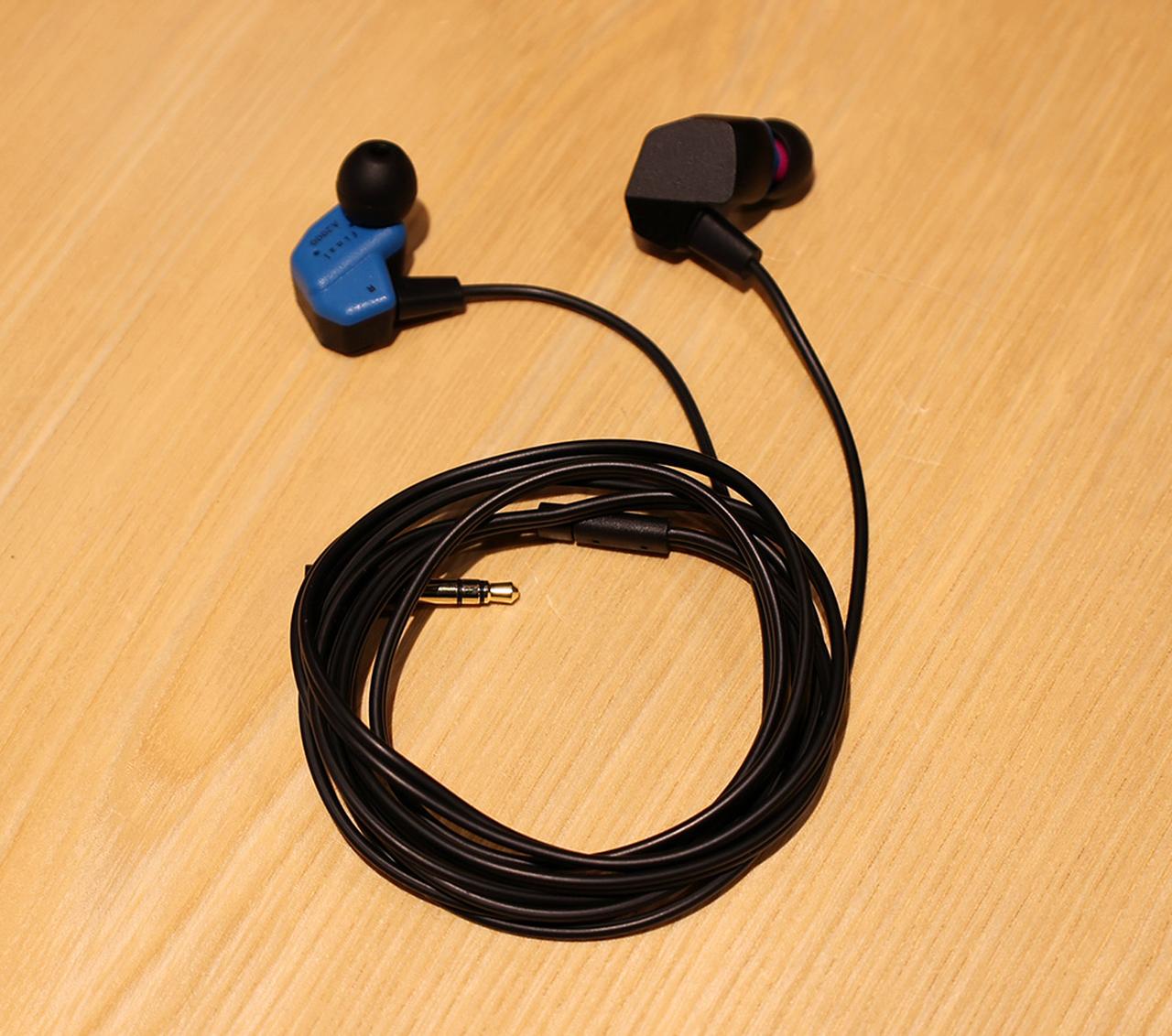 画像: ▲有線イヤホン「A2000」