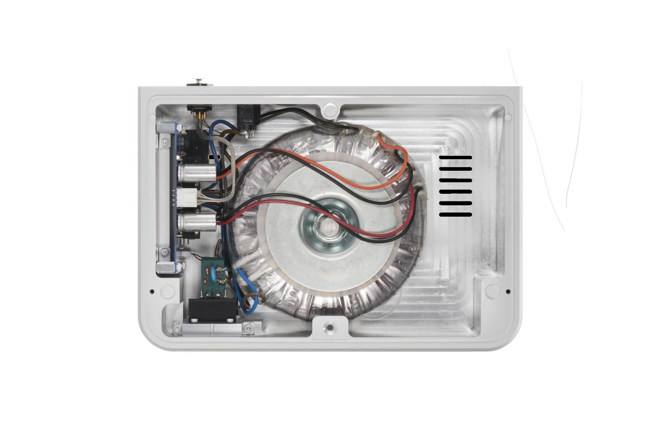 画像: 「aina」電源部 内部構造