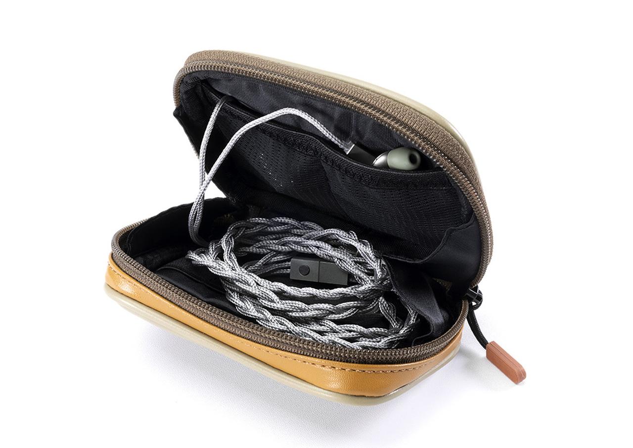 画像: 収納ケースも付属する