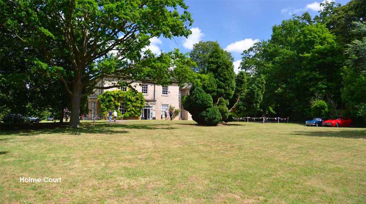 画像: PMCのホルムコートオフィス