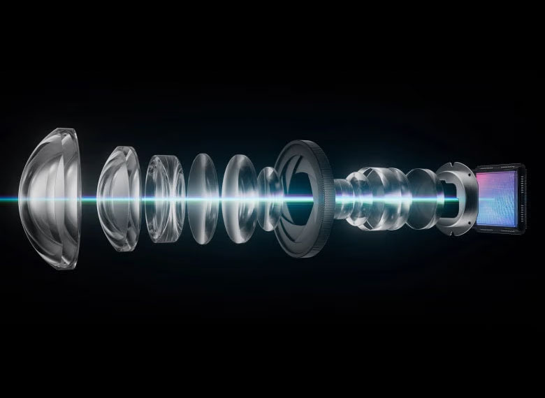 画像: 「Vision Master Max」に搭載されたNoirSceneシステム。緻密なアイリス(6枚羽絞り)や迷光遮断構造を採用することで、より沈んだ黒を再現、ノイズのない立体的な映像を再現する