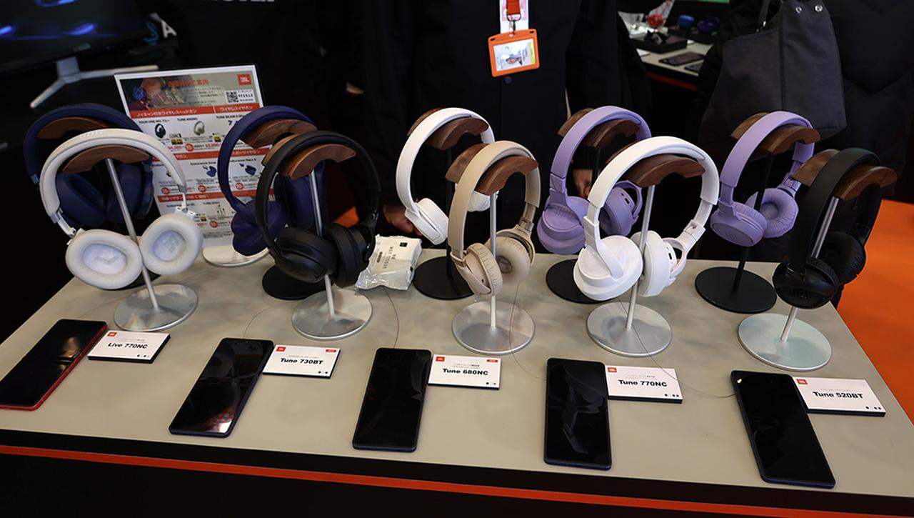 画像4: 【ポタフェス2025冬 秋葉原 レポート01】各社から登場の新製品をいち早くチェック。ファーウェイ「HUAWEI FreeClip 2」、Victor「WOOD master」、Bowers&Wilkins「Px8 S2 McLaren Edition」など