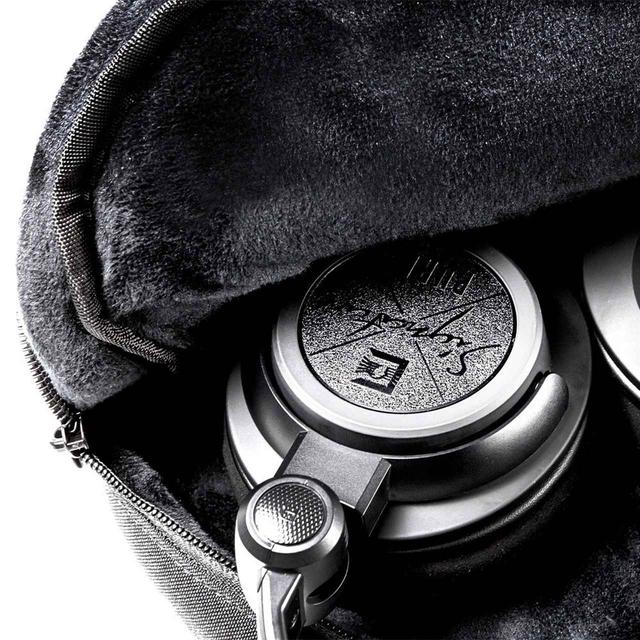 画像2: ULTRASONEの「Signature PURE BLACK」が、12月20日に発売。大口径50mmマイラードライバーを搭載した、「Signature DJ」 のエッセンスを受け継ぐ DJ モニターヘッドホン