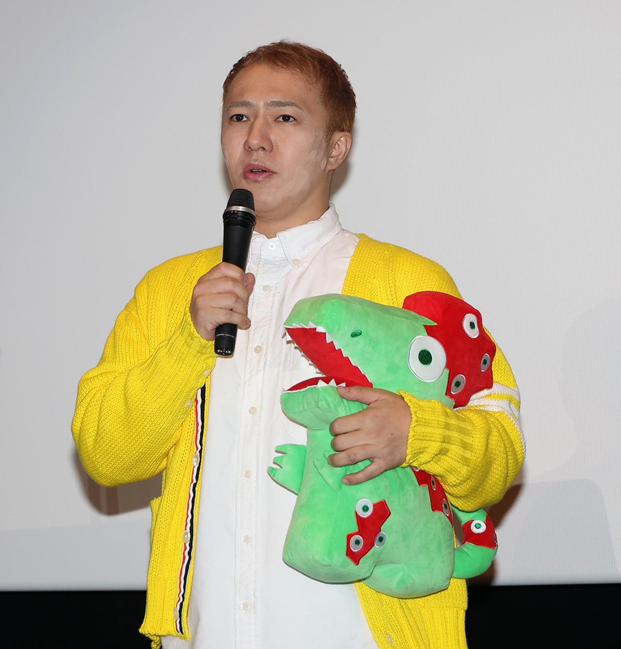 画像3: 映画『初恋芸人』が公開。主演の原は「夢を追い切れない自分とか、言い訳を考えちゃう自分に気づかされる内容になっています」