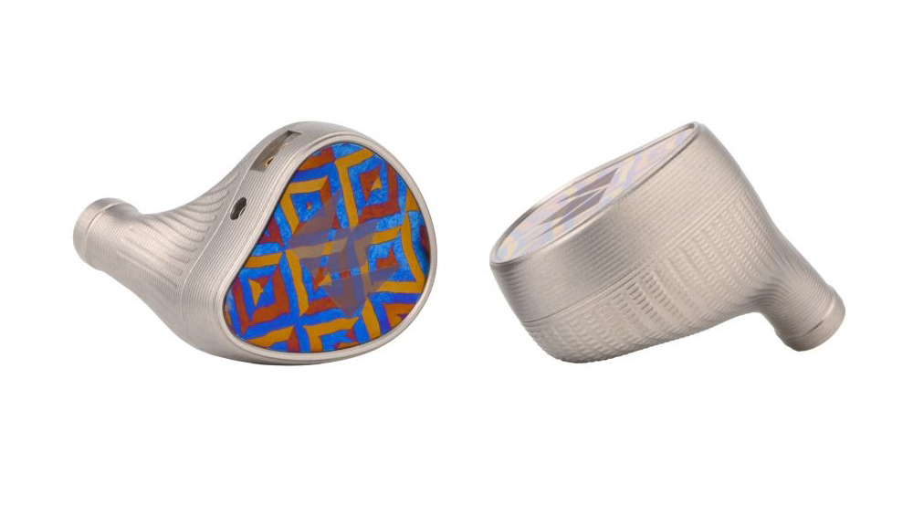 画像1: ノーブル・オーディオのフラッグシップユニバーサルIEM「Kronos」が遂に発売。チタンハウジング採用、クアッドブリッド9ドライバー構成を採用