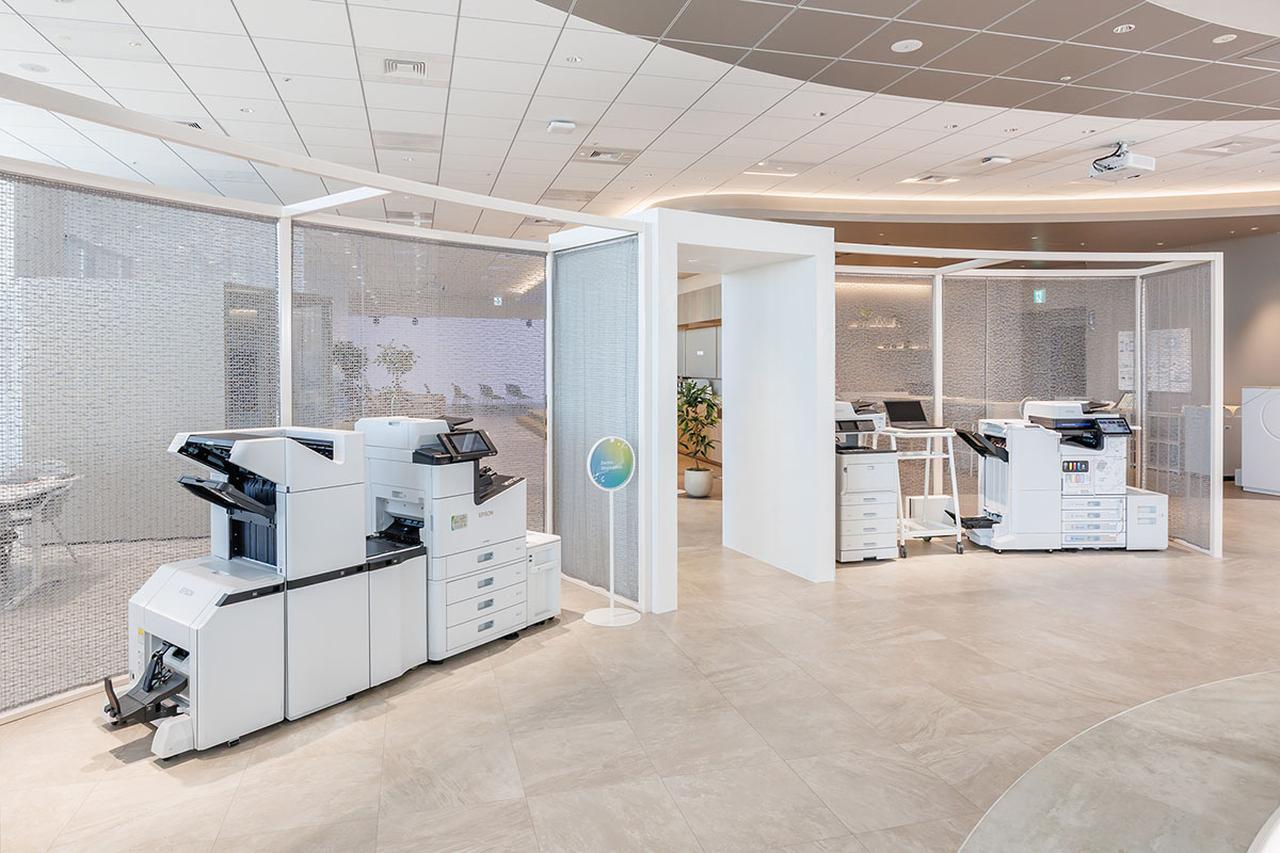 画像: Demo Showcase（デモショーケース）