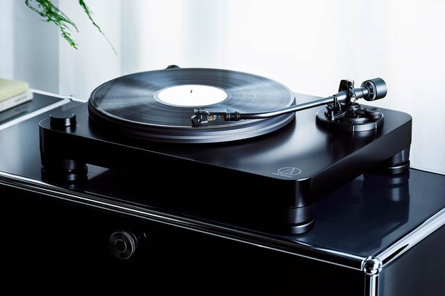 豊かな音表現で楽しさを広げる、オーディオテクニカのリード線