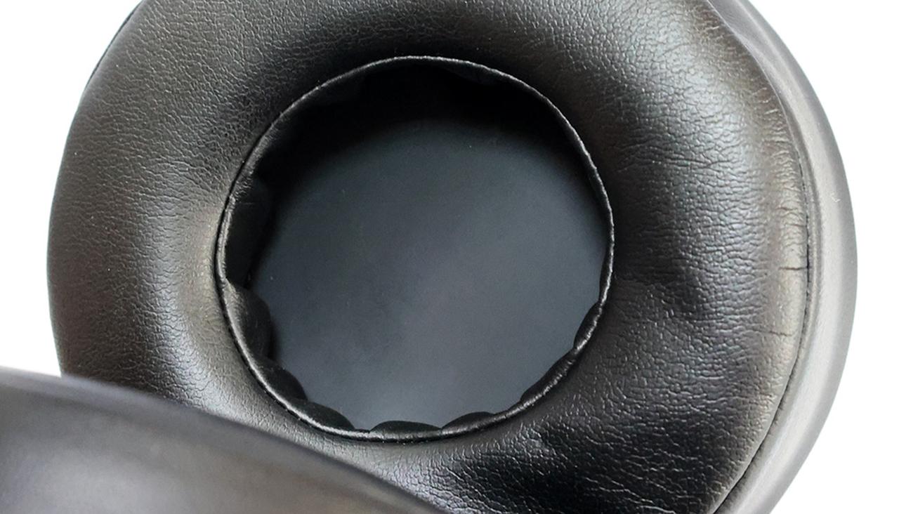 画像6: finalの有線ヘッドホン「DX4000CL」は、煌めき感のある高域再現と、上方に展開する広大な音場が持ち味。兄弟機「DX3000CL」と2台持ちして、曲調に合わせて使い分けるのも面白そう